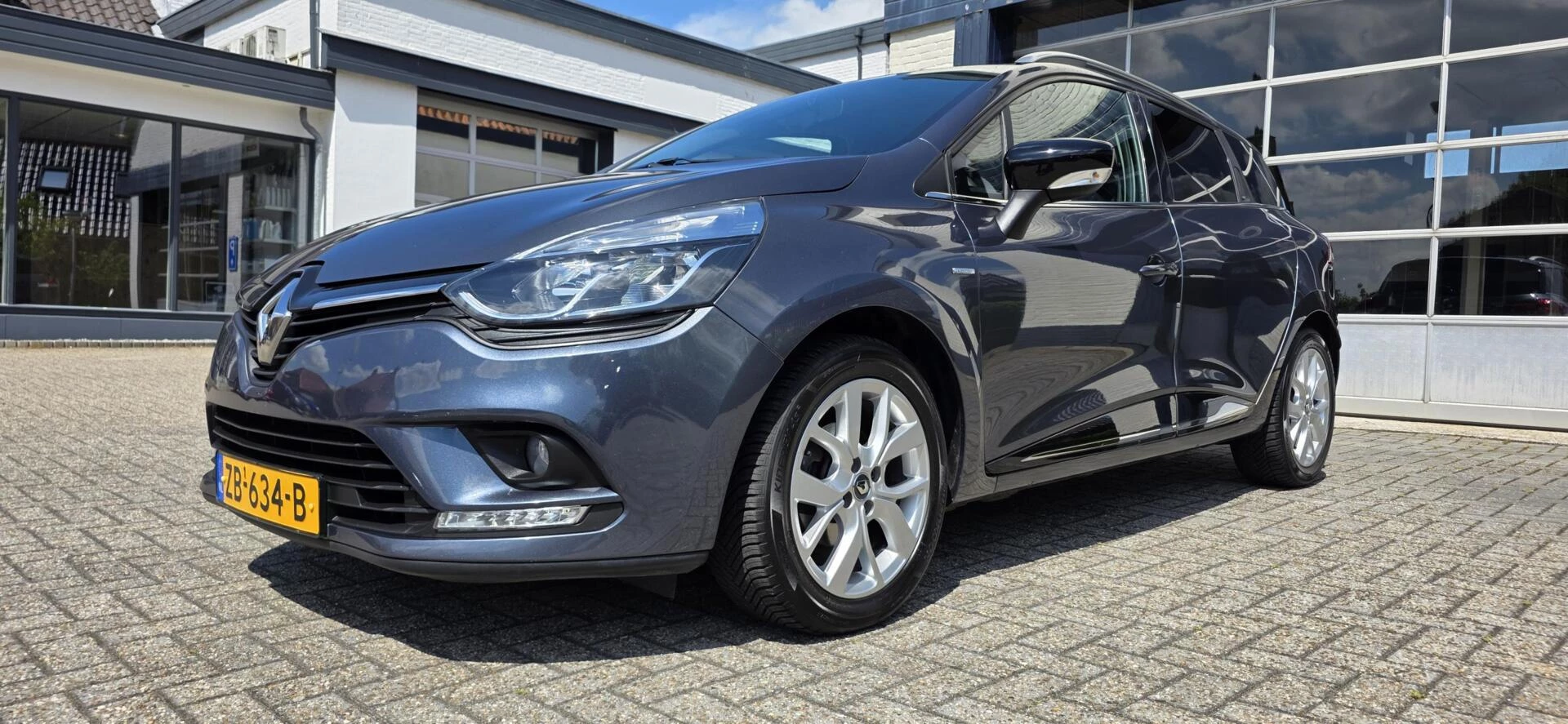 Hoofdafbeelding Renault Clio