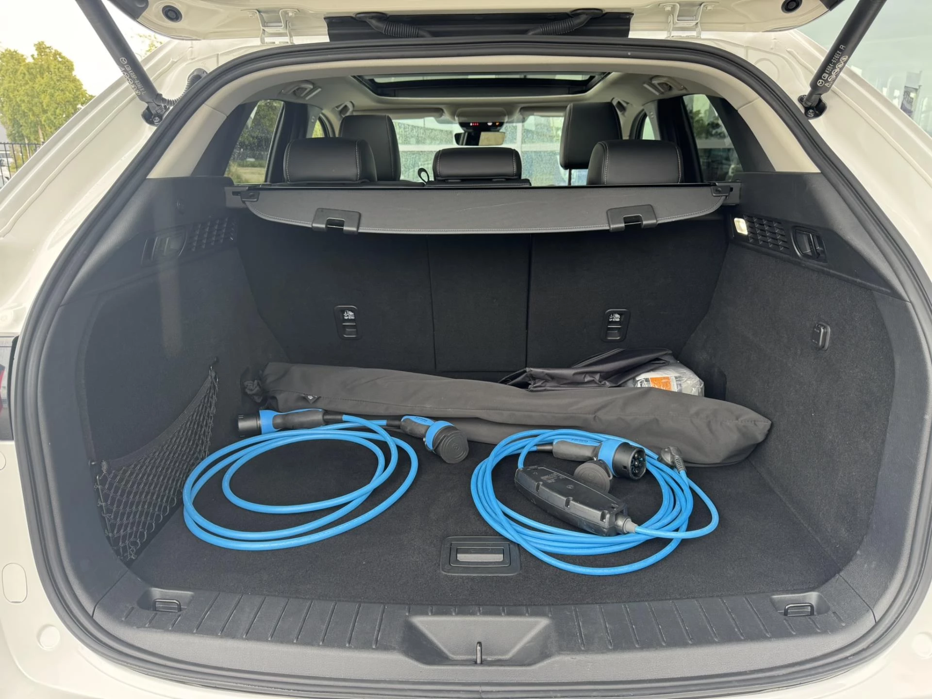 Hoofdafbeelding Mazda CX-60