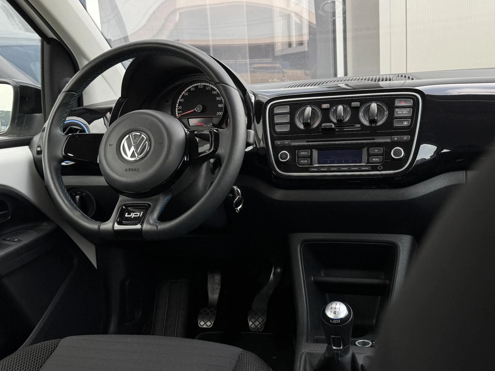 Hoofdafbeelding Volkswagen up!