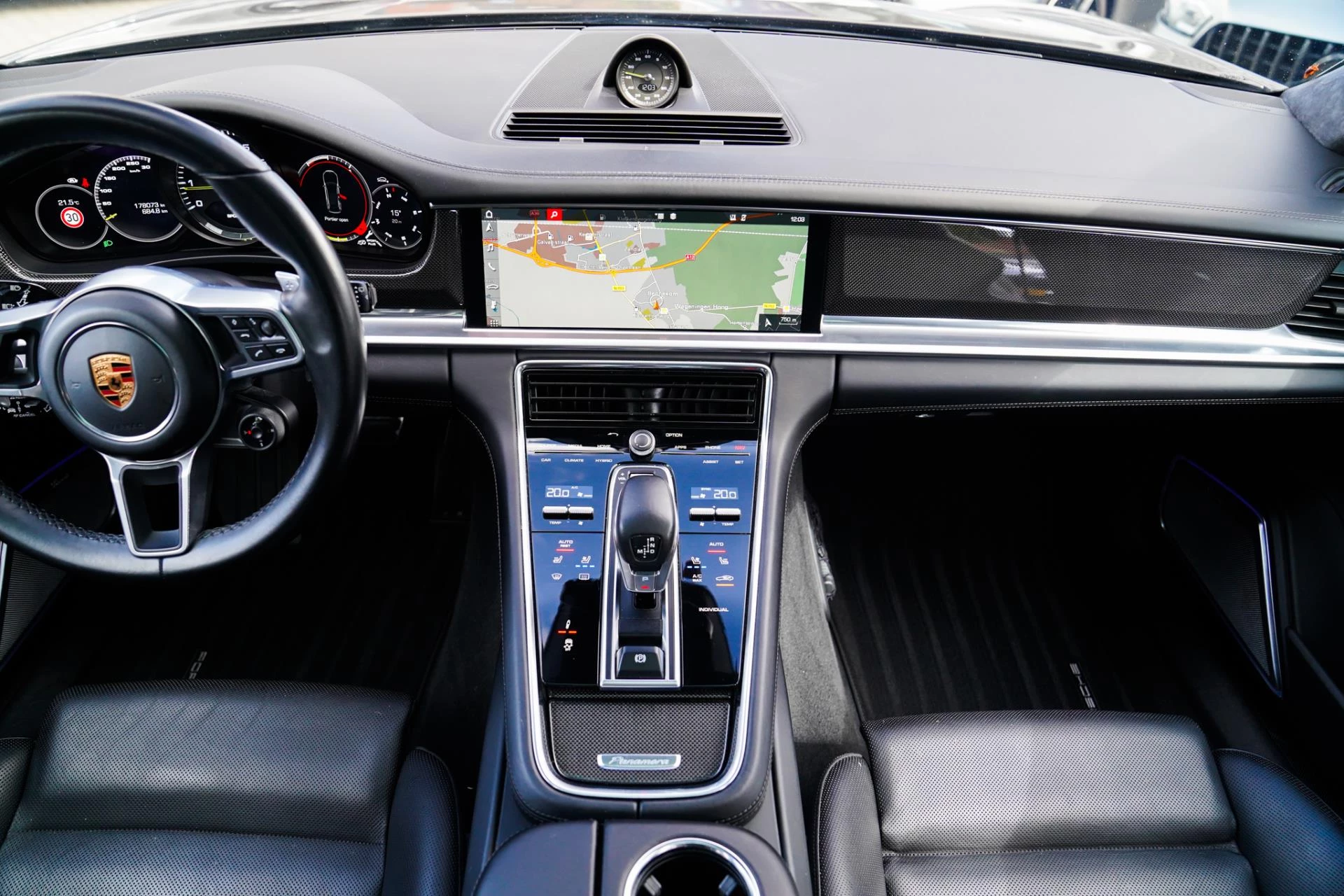Hoofdafbeelding Porsche Panamera