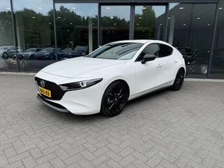 Hoofdafbeelding Mazda 3 Mazda 3 2.0 SkyActiv-X M 180pk Luxury,LED,Leer,Bose,HUD,Stoel/stuurverw,Cam,Lane Ass.,Memory