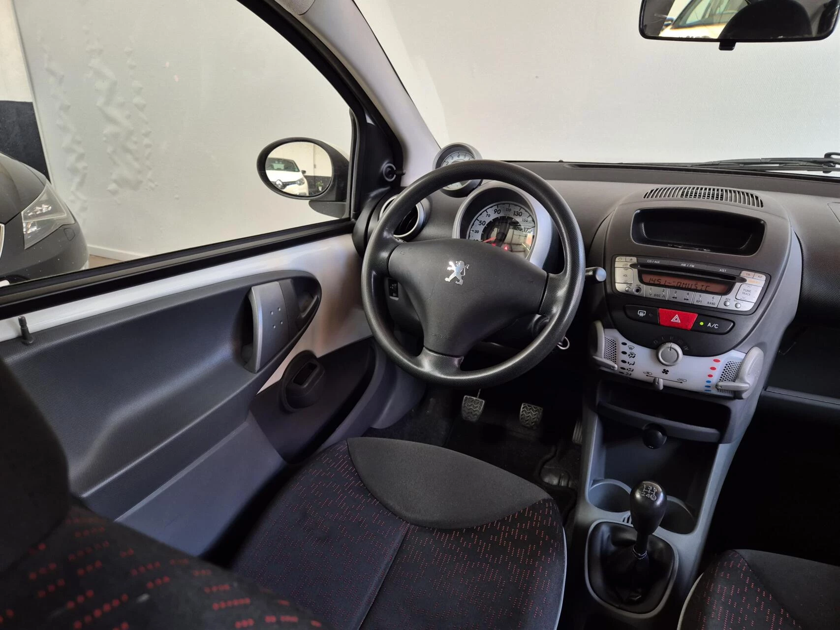 Hoofdafbeelding Peugeot 107