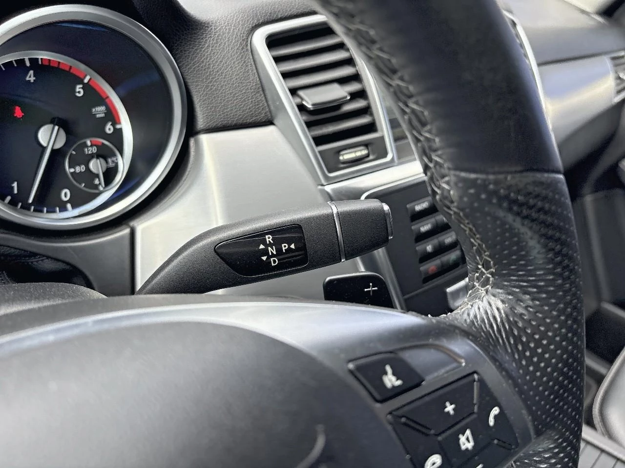 Hoofdafbeelding Mercedes-Benz M-Klasse