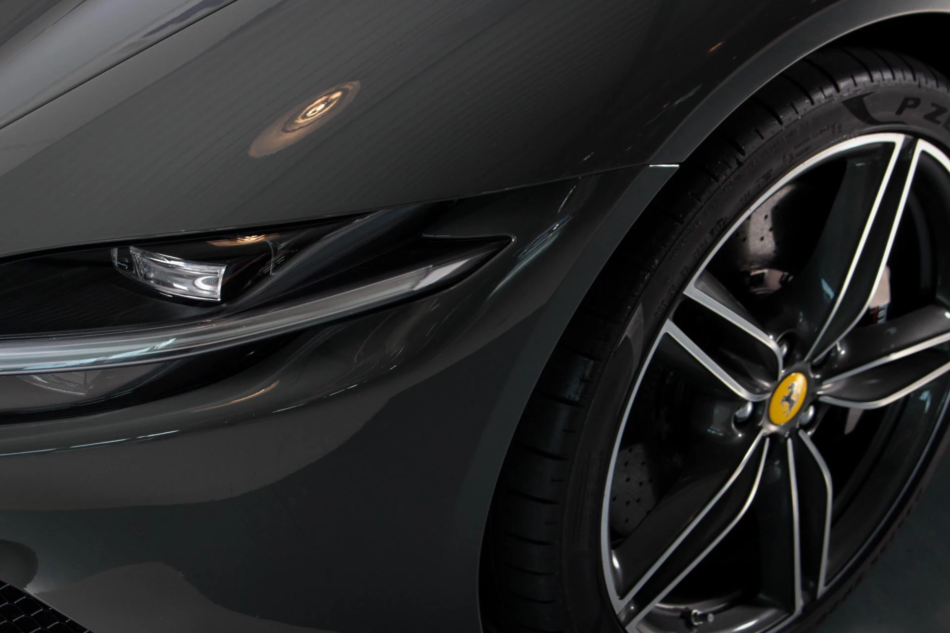 Hoofdafbeelding Ferrari Roma