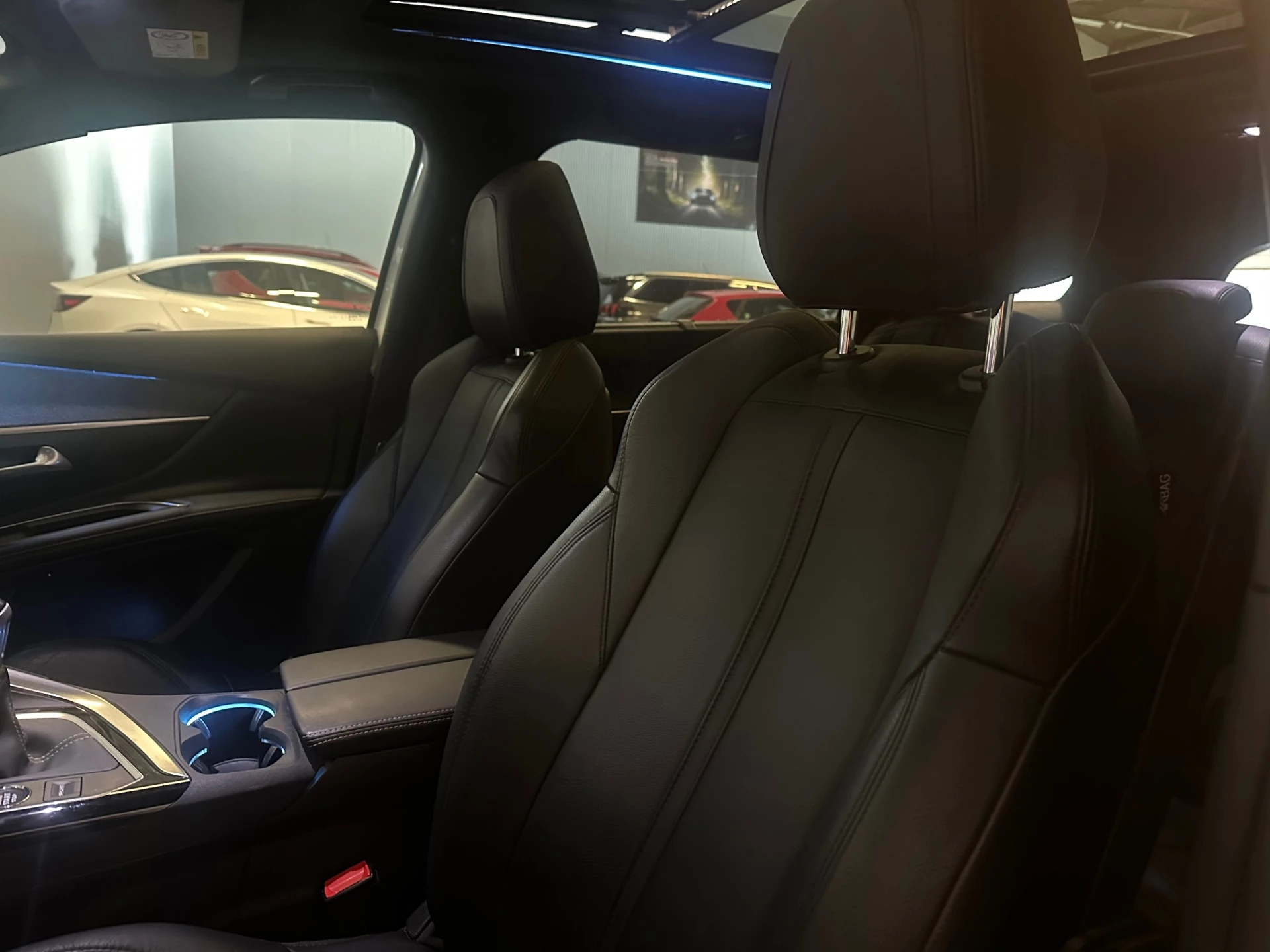 Hoofdafbeelding Peugeot 5008