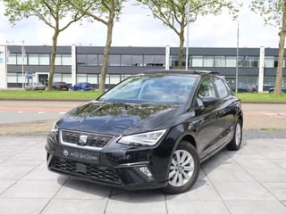 Hoofdafbeelding SEAT Ibiza Seat Ibiza 1.0 Style | Panoramadak | Achteruitrijcamera | Navigatiesysteem | Stoelverwarming | Carplay/Android | LED | DAB