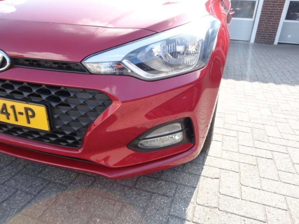 Hoofdafbeelding Hyundai i20