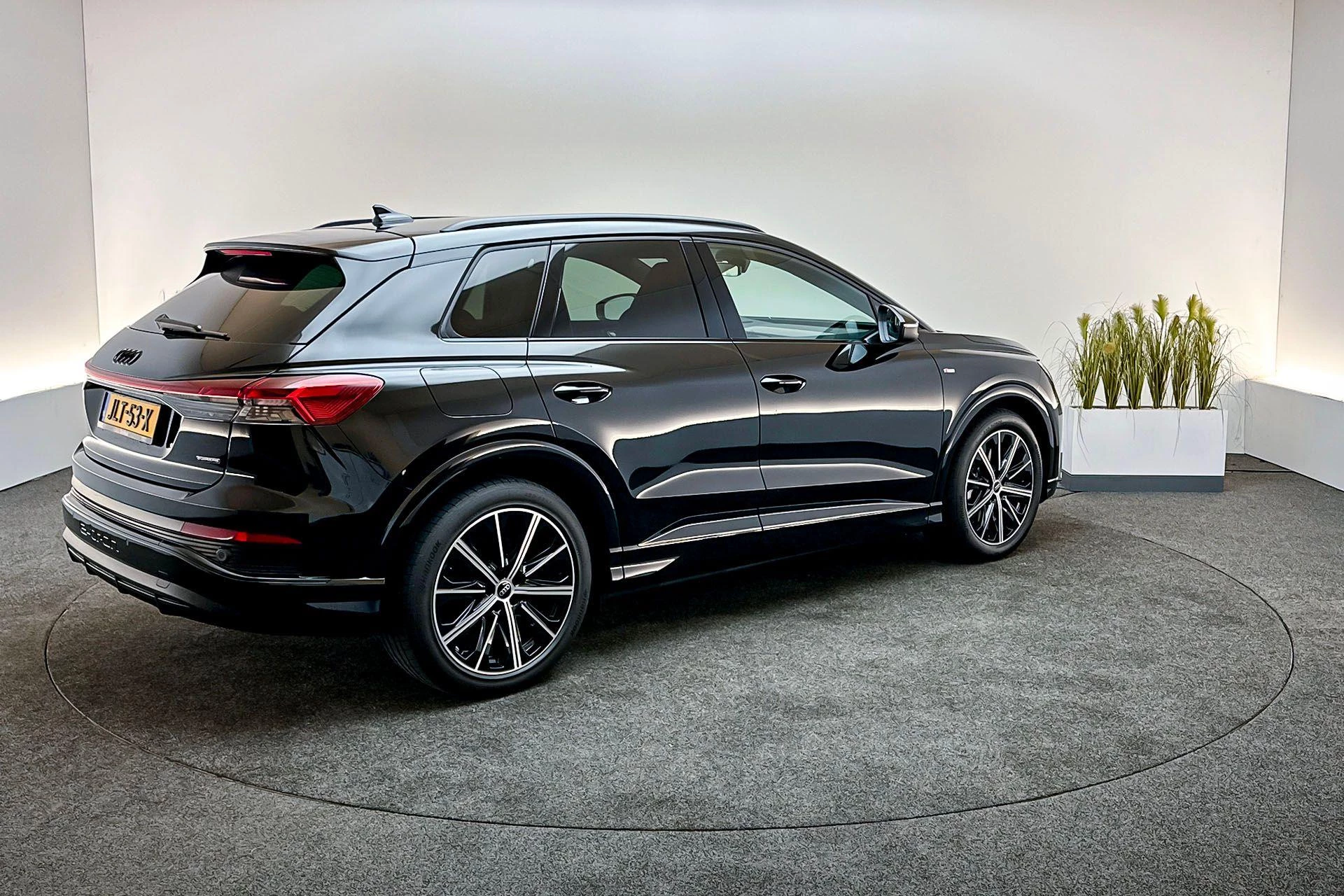 Hoofdafbeelding Audi Q4 e-tron
