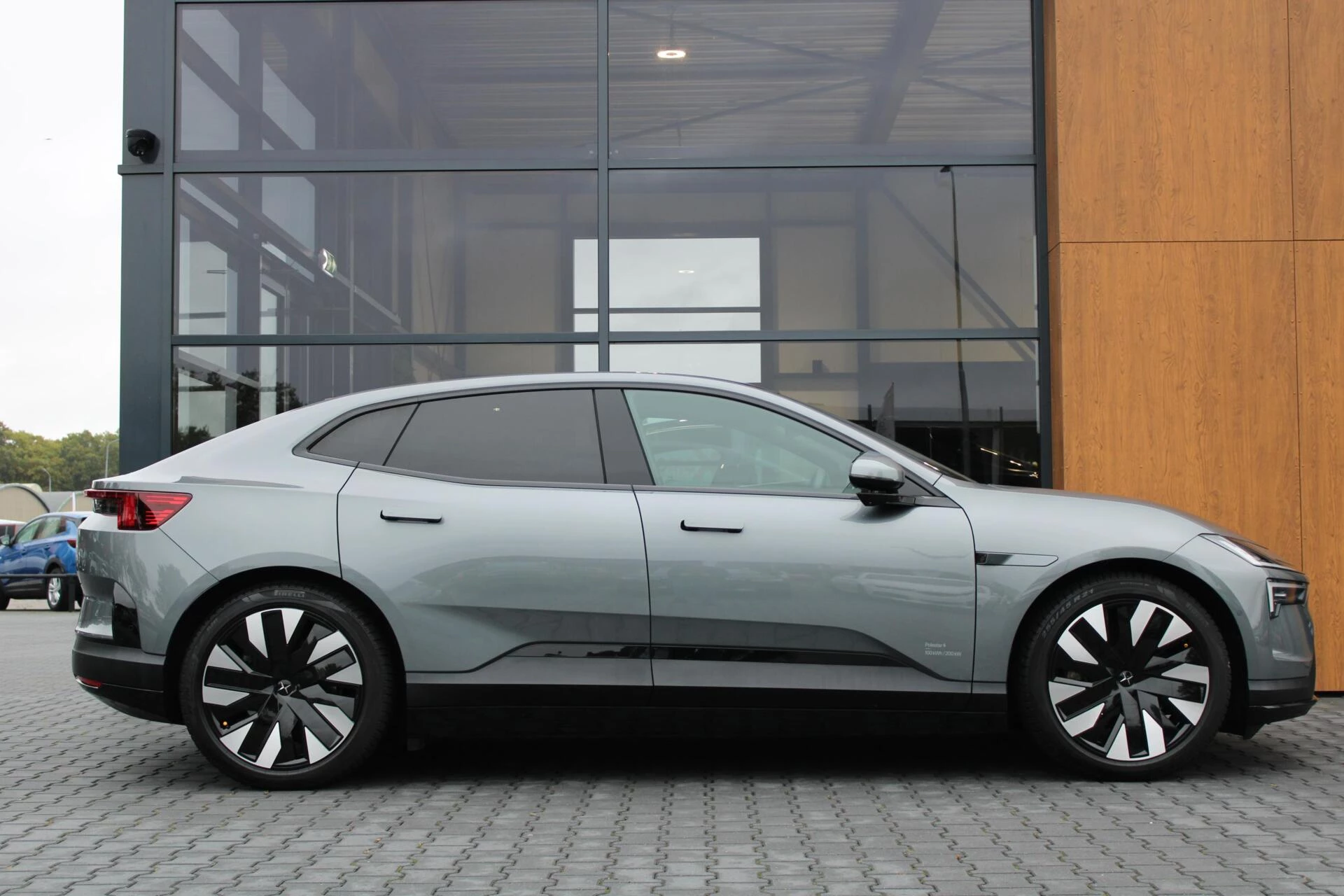 Hoofdafbeelding Polestar 4