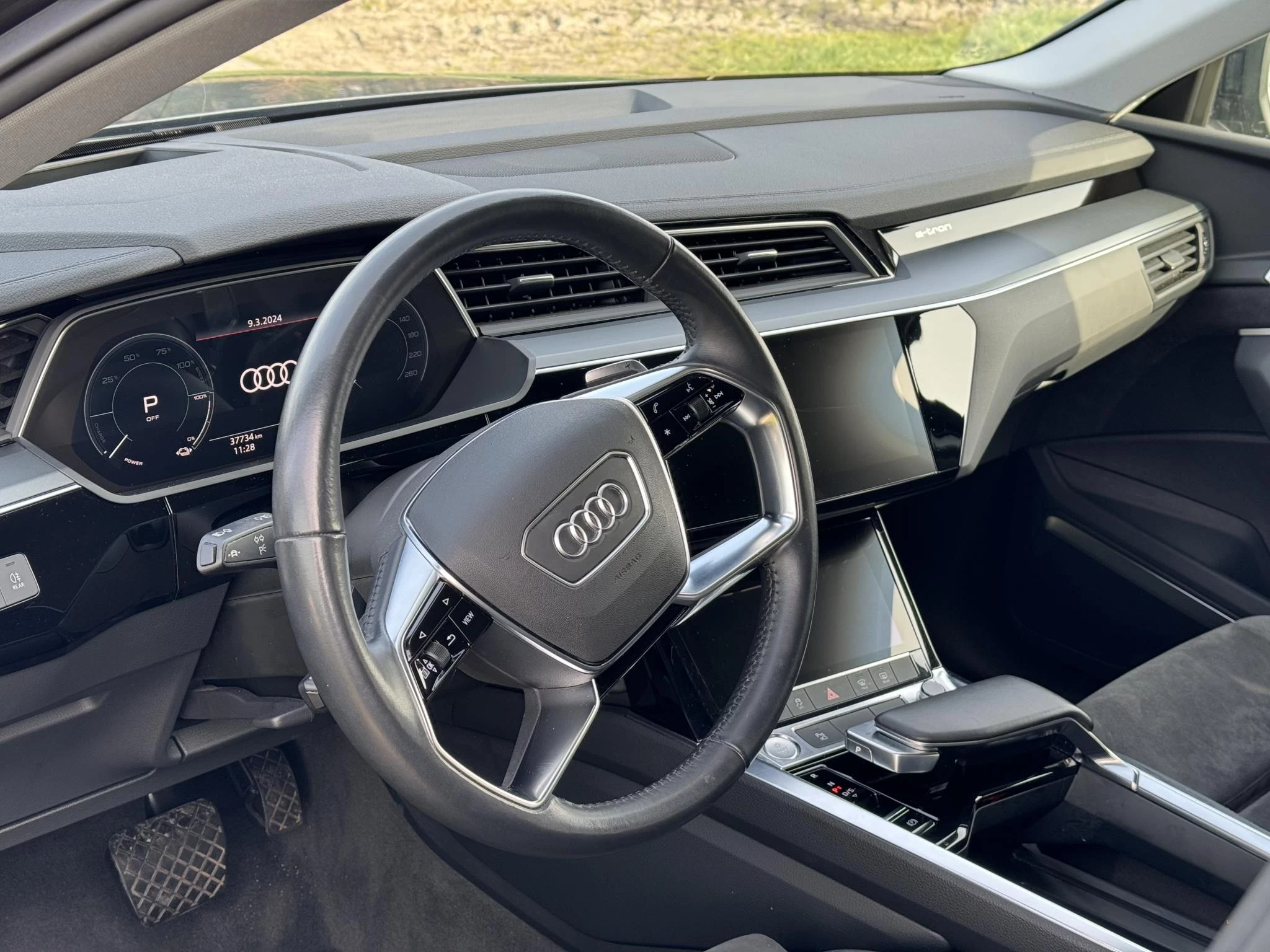 Hoofdafbeelding Audi e-tron