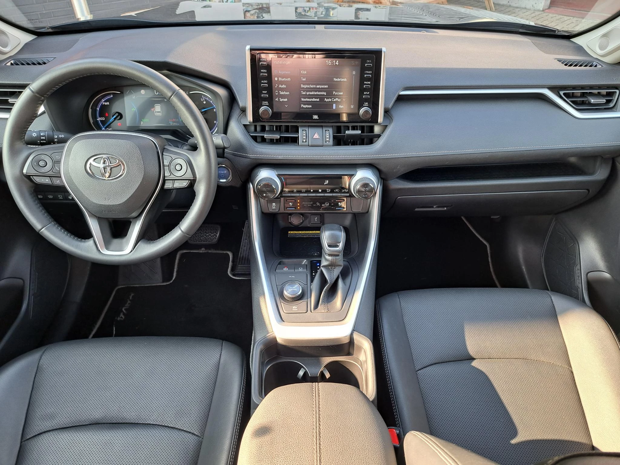Hoofdafbeelding Toyota RAV4