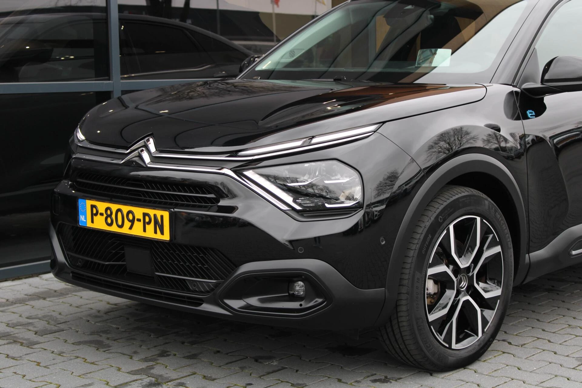 Hoofdafbeelding Citroën ë-C4