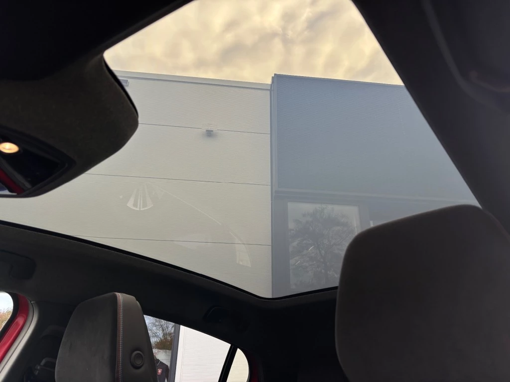 Hoofdafbeelding Renault Rafale