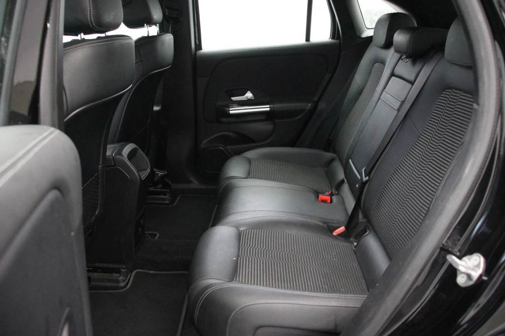 Hoofdafbeelding Mercedes-Benz EQA