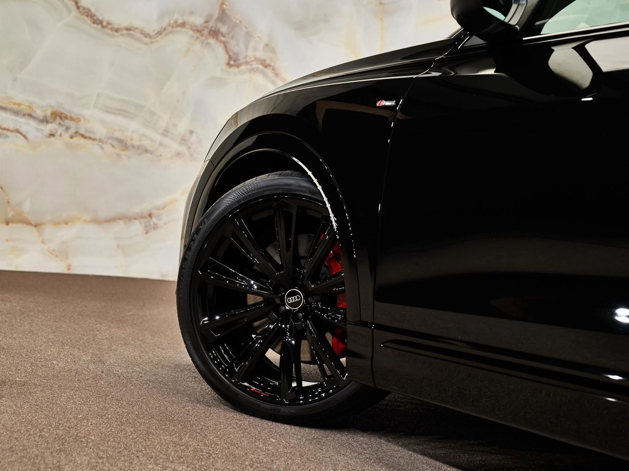 Hoofdafbeelding Audi Q8