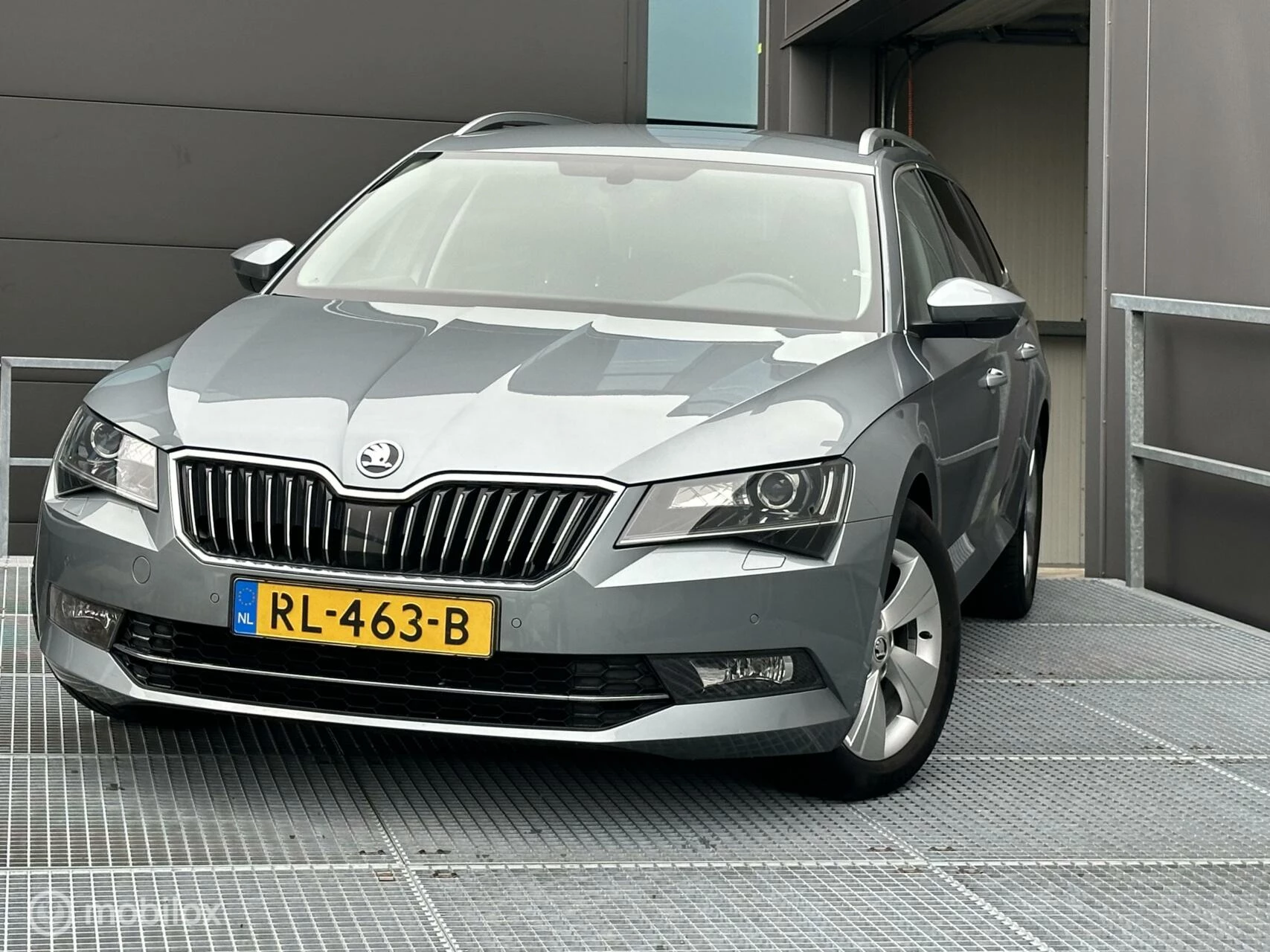 Hoofdafbeelding Škoda Superb