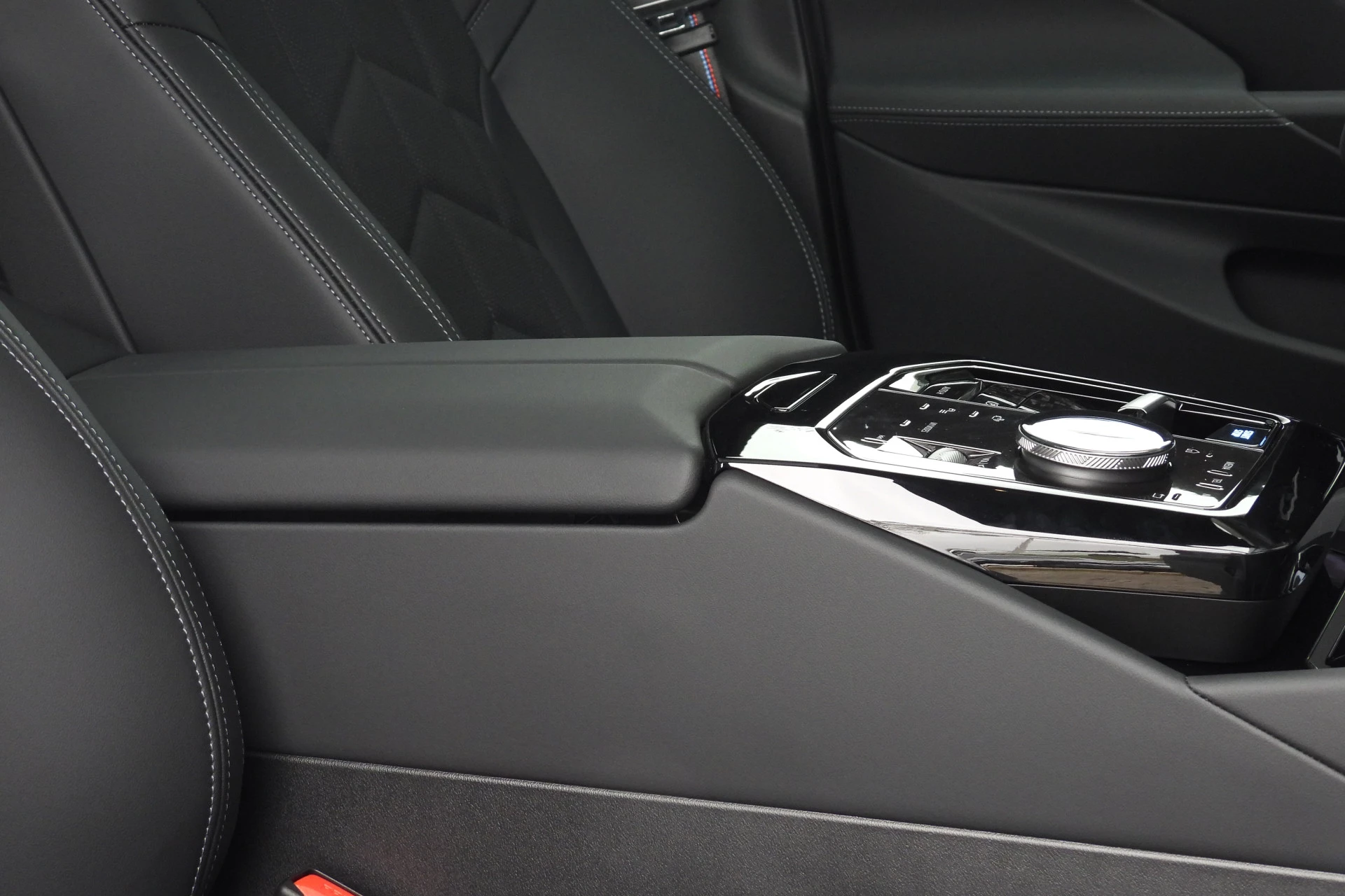 Hoofdafbeelding BMW i5