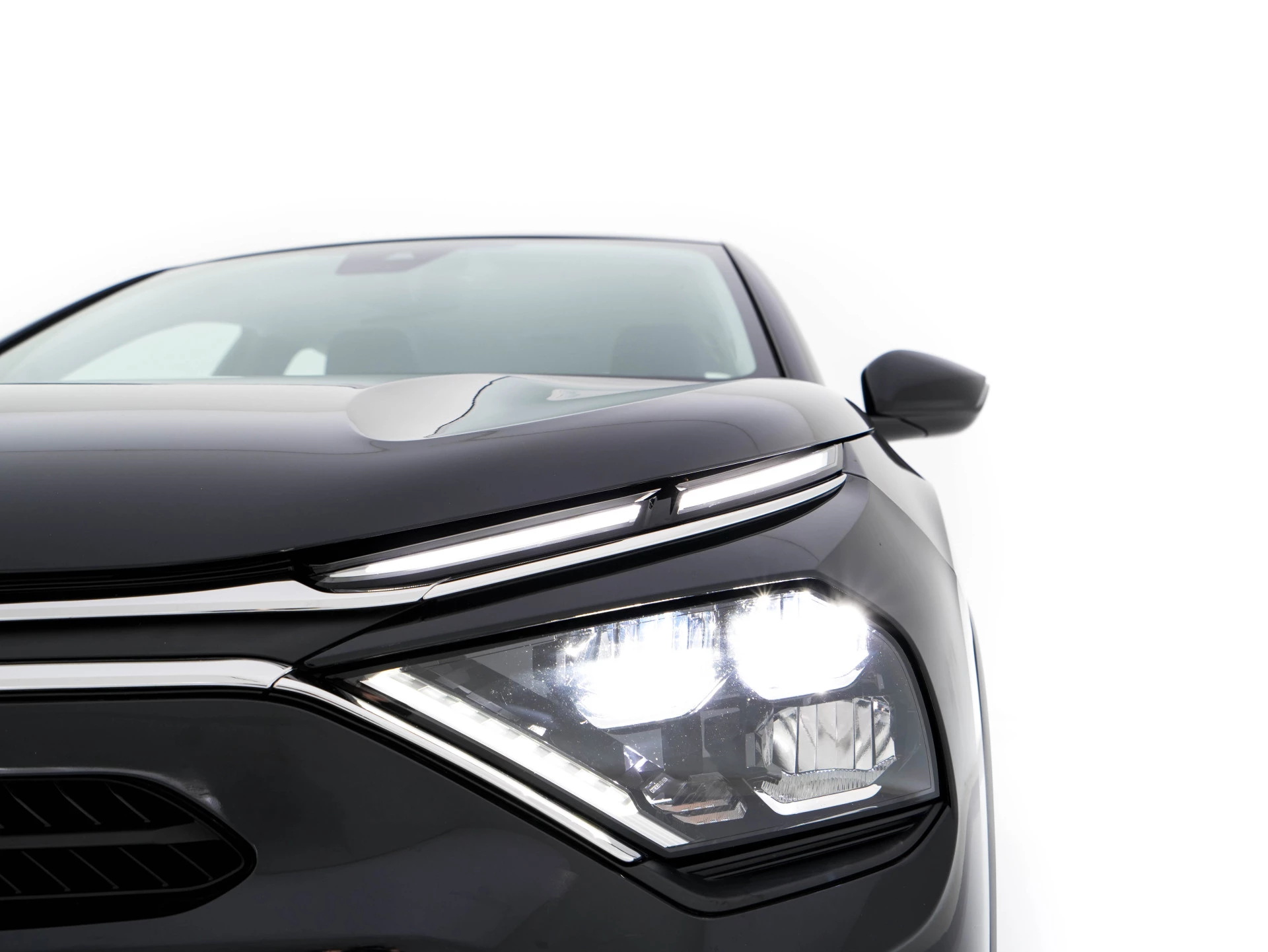 Hoofdafbeelding Citroën ë-C4 X