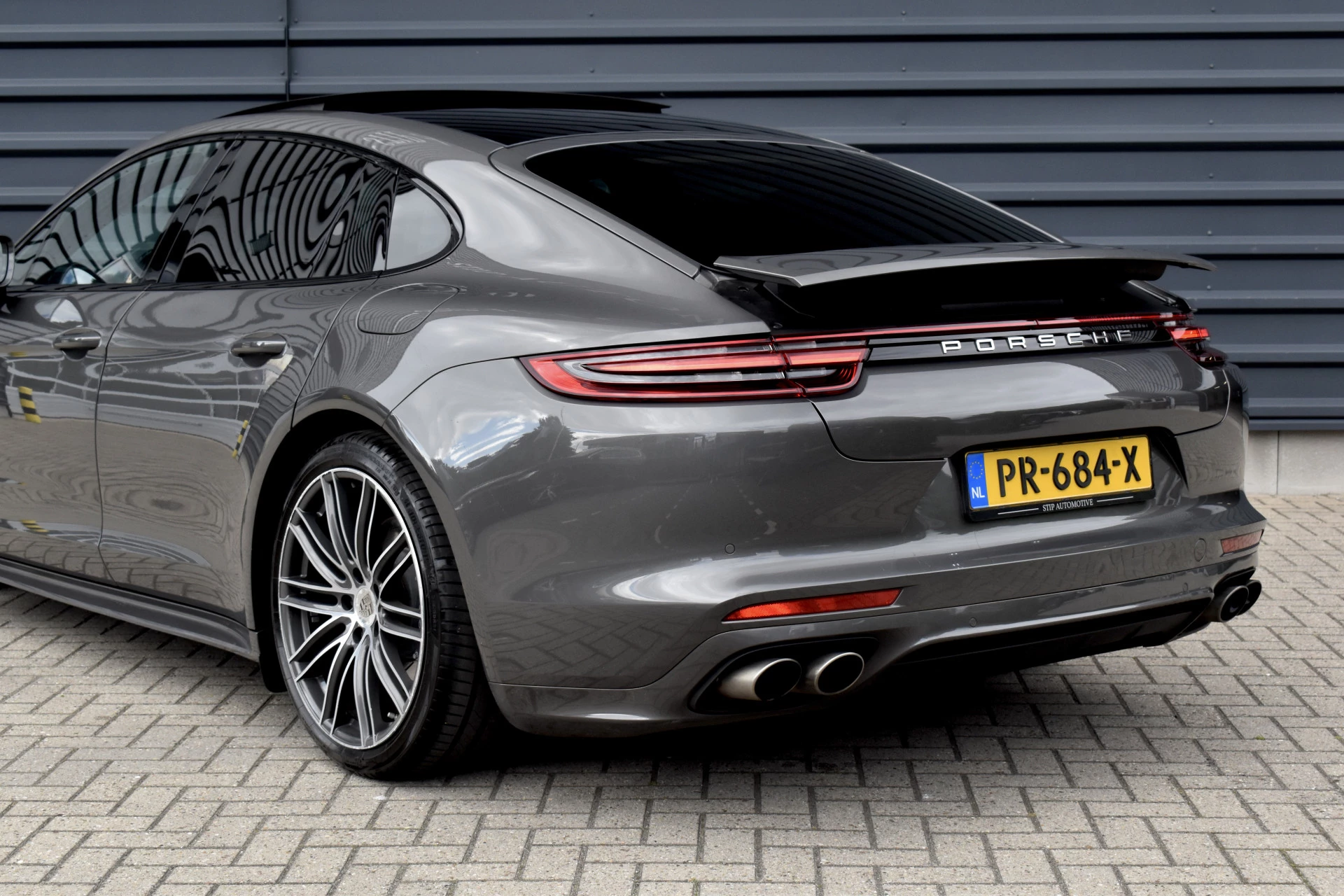 Hoofdafbeelding Porsche Panamera