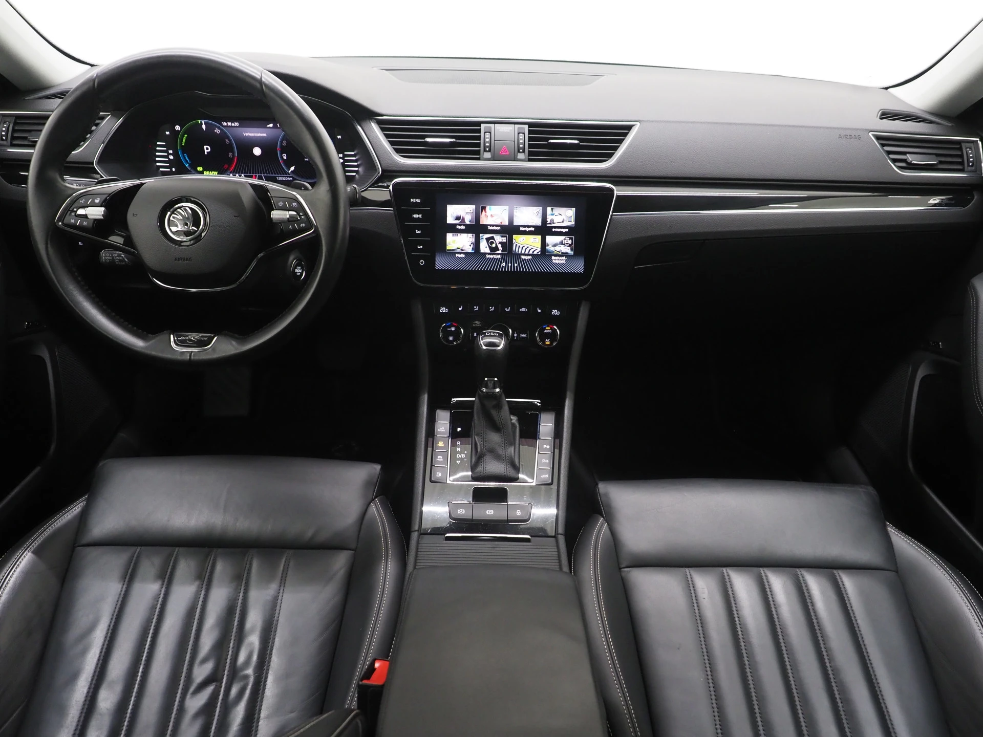 Hoofdafbeelding Škoda Superb