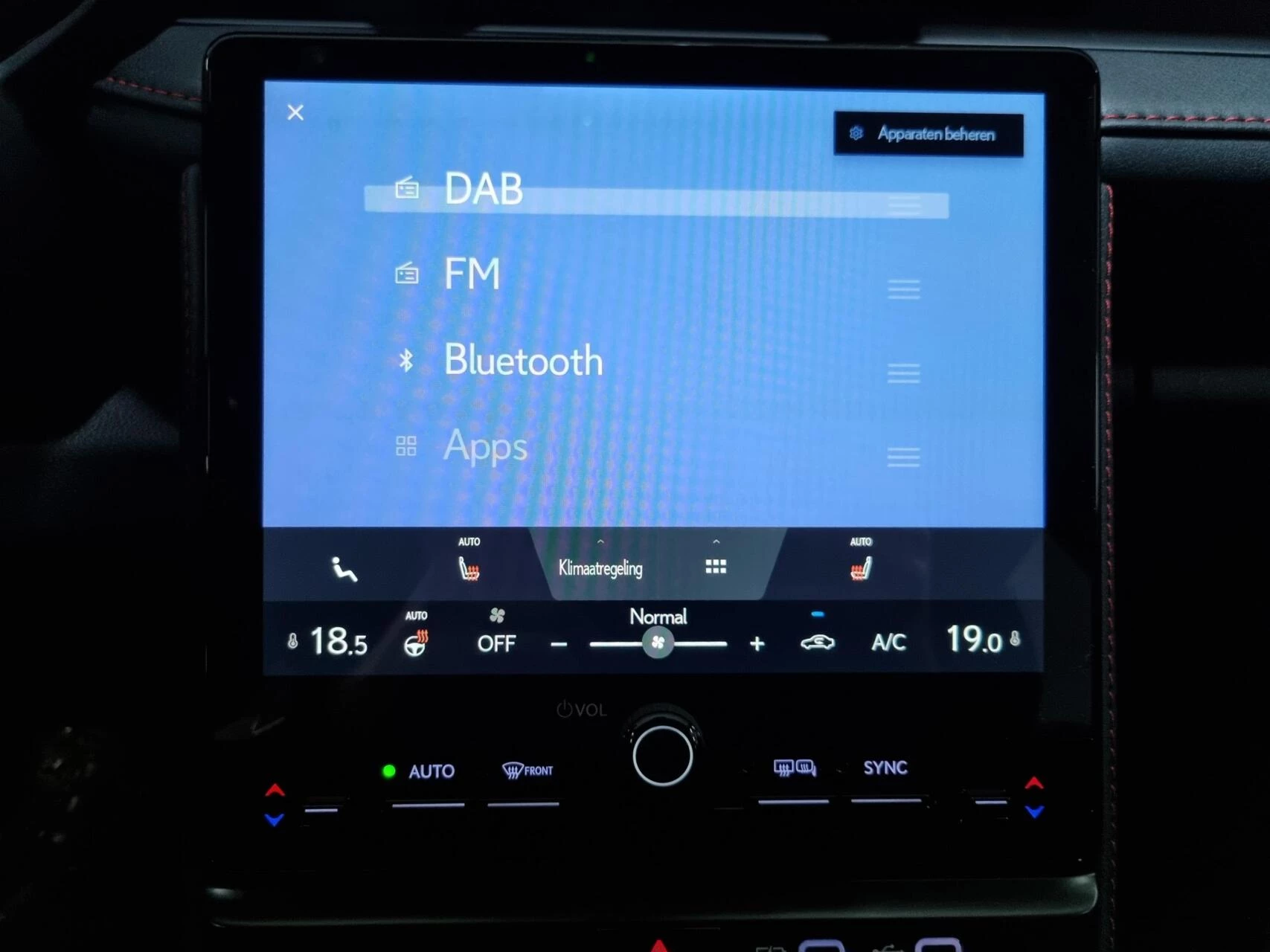 Hoofdafbeelding Lexus LBX