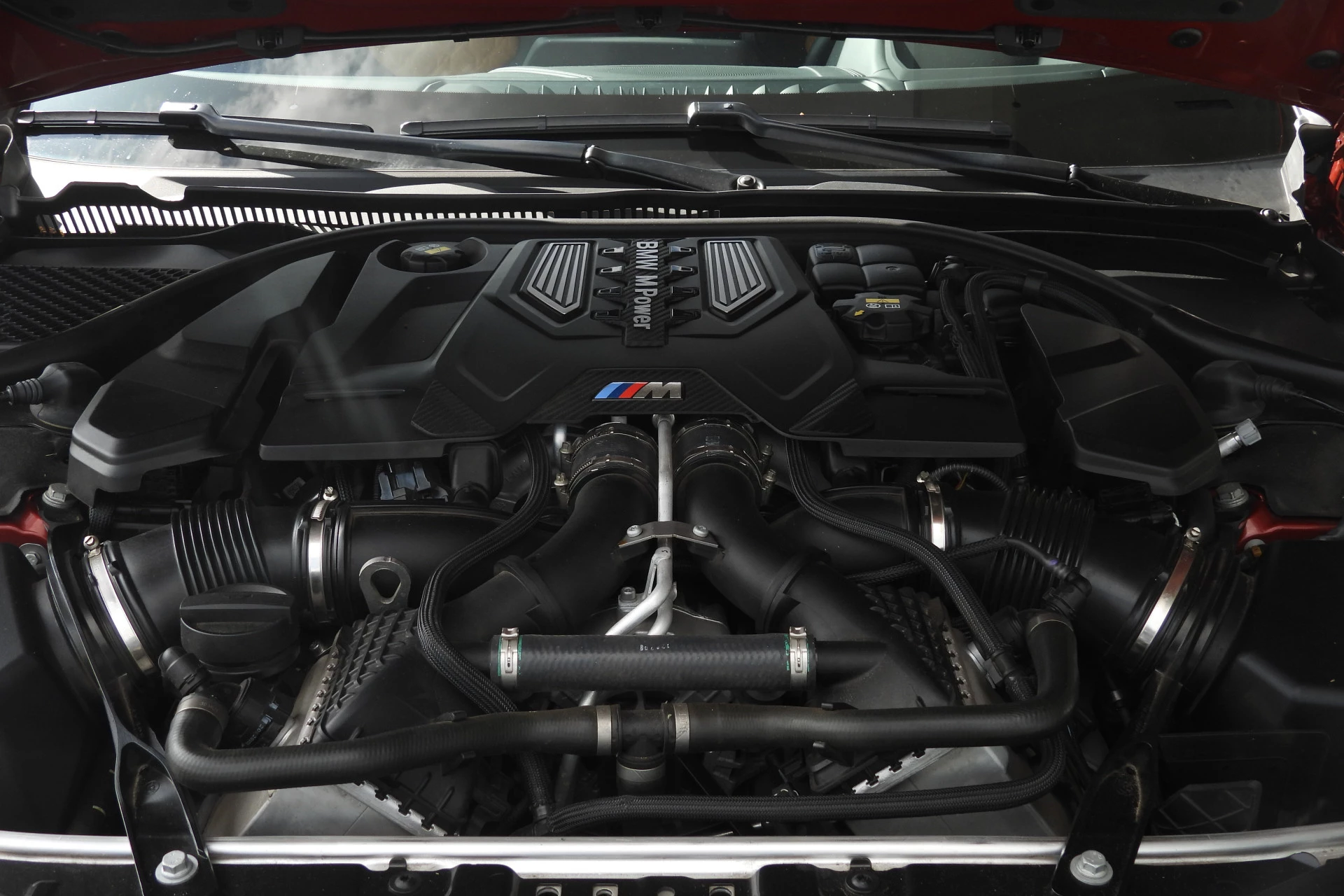 Hoofdafbeelding BMW M8