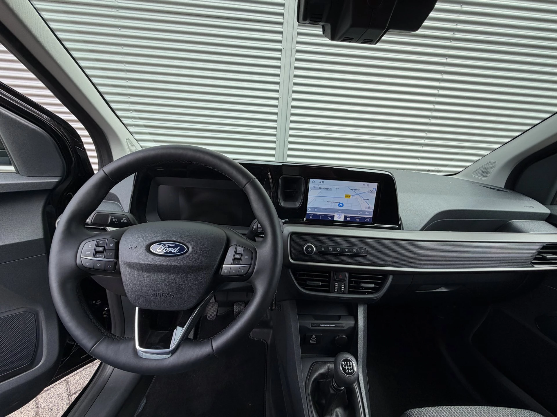 Hoofdafbeelding Ford Transit Courier