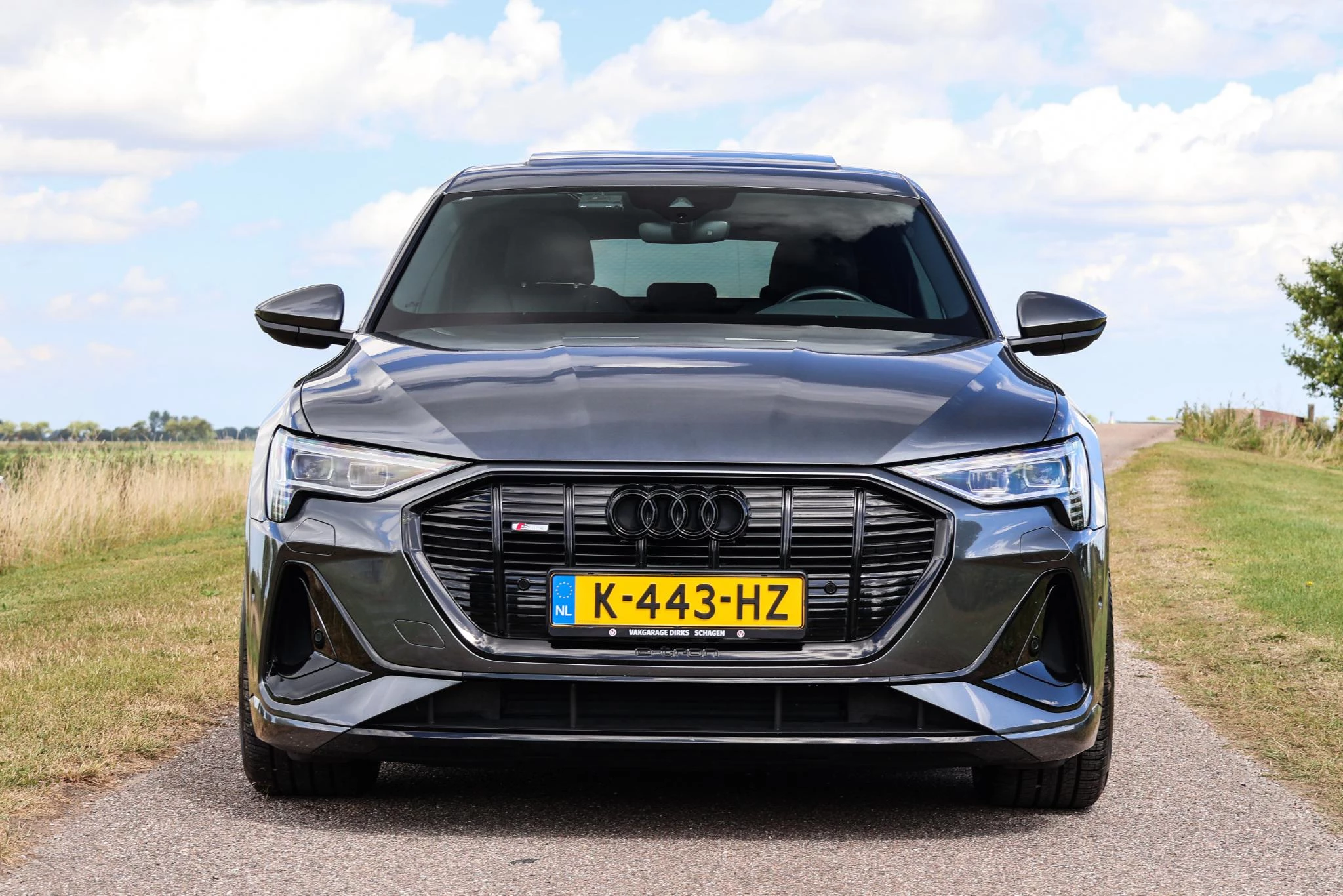 Hoofdafbeelding Audi e-tron