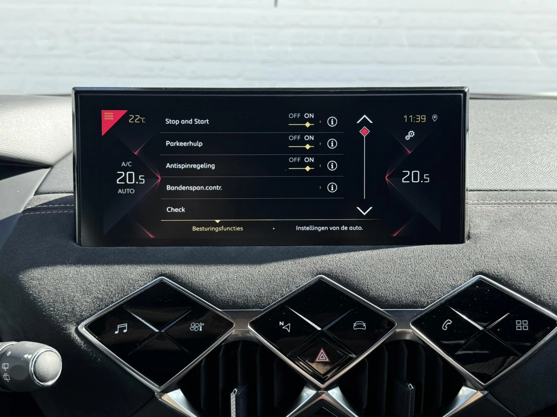 Hoofdafbeelding DS DS 3