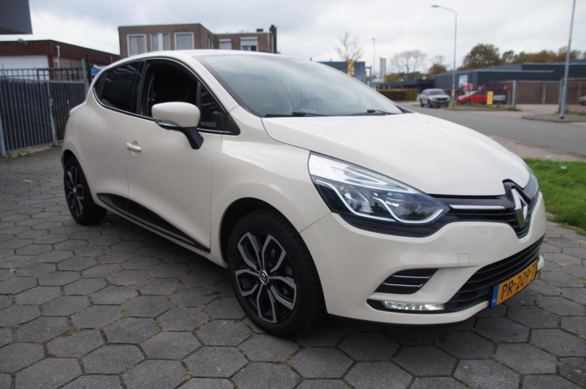Hoofdafbeelding Renault Clio
