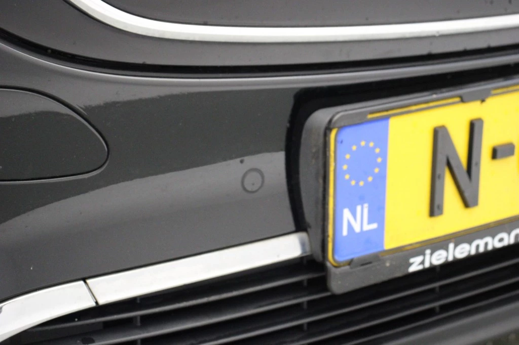 Hoofdafbeelding Mercedes-Benz EQA