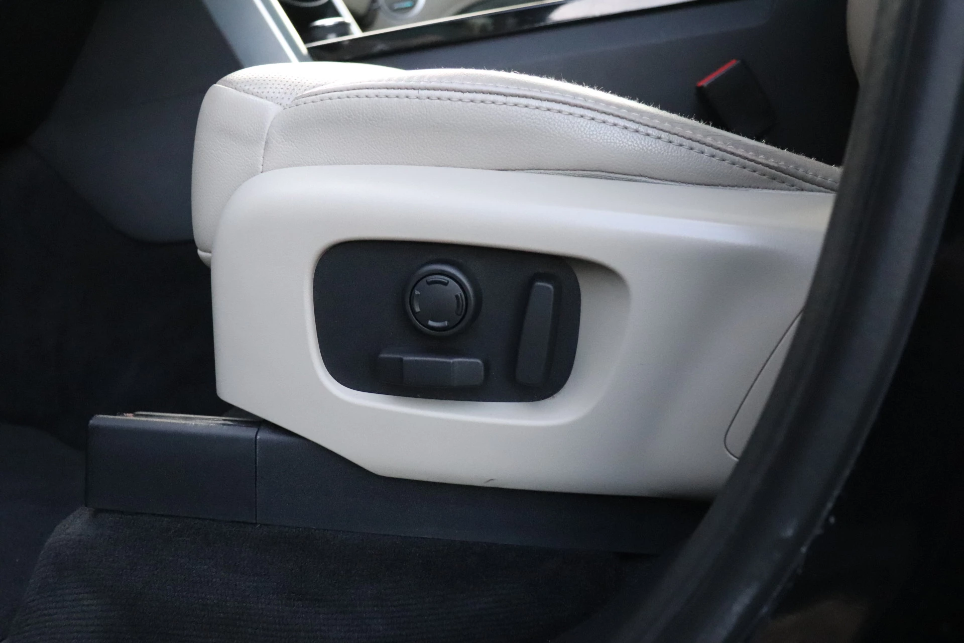 Hoofdafbeelding Land Rover Discovery