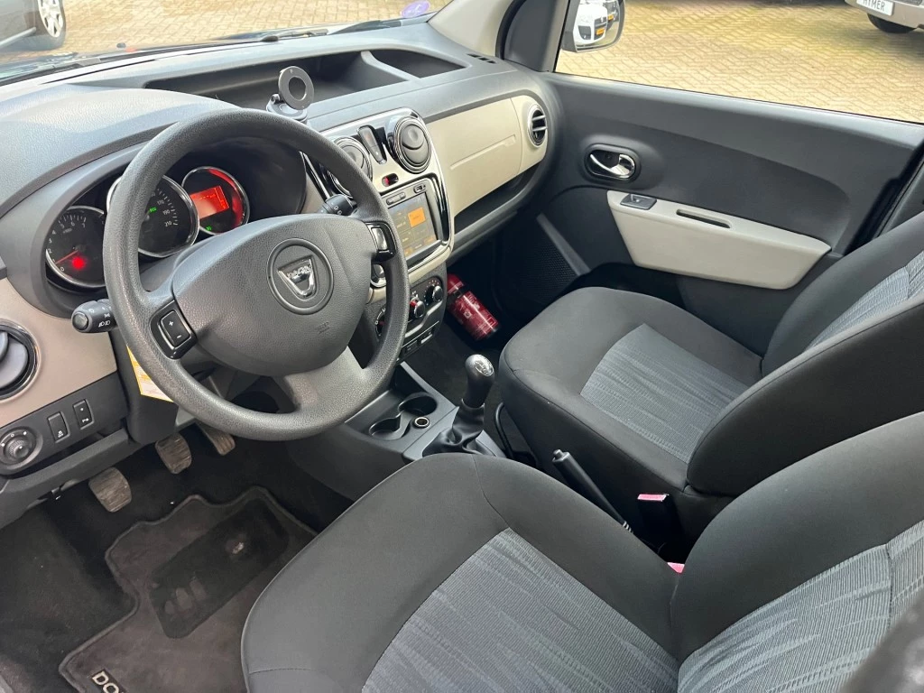 Hoofdafbeelding Dacia Dokker