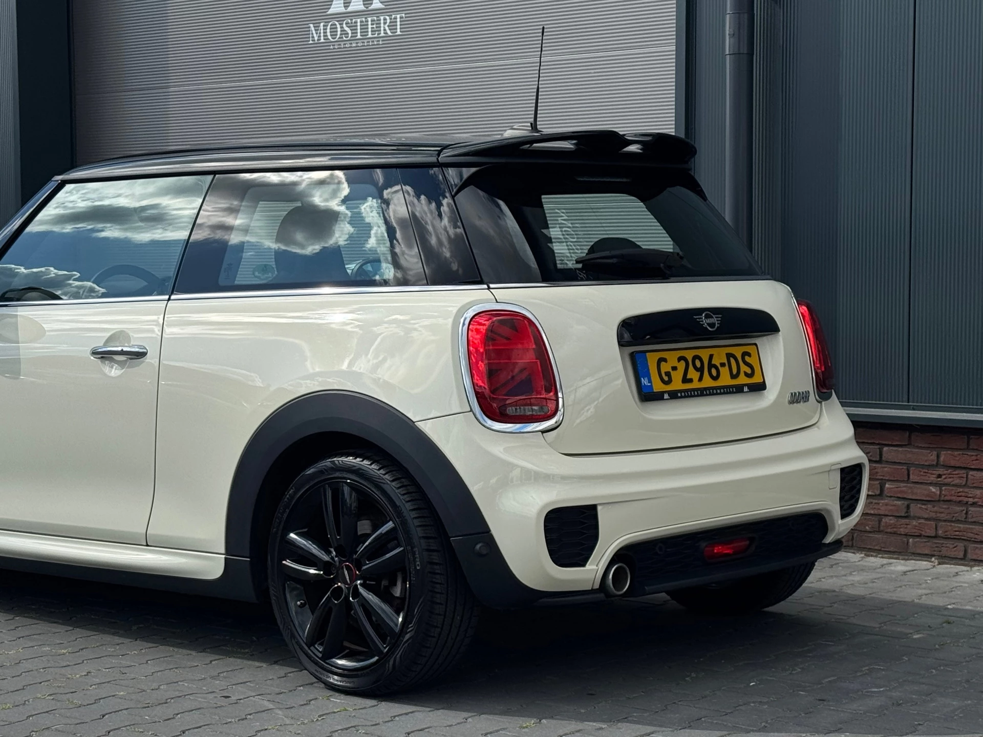 Hoofdafbeelding MINI Cooper