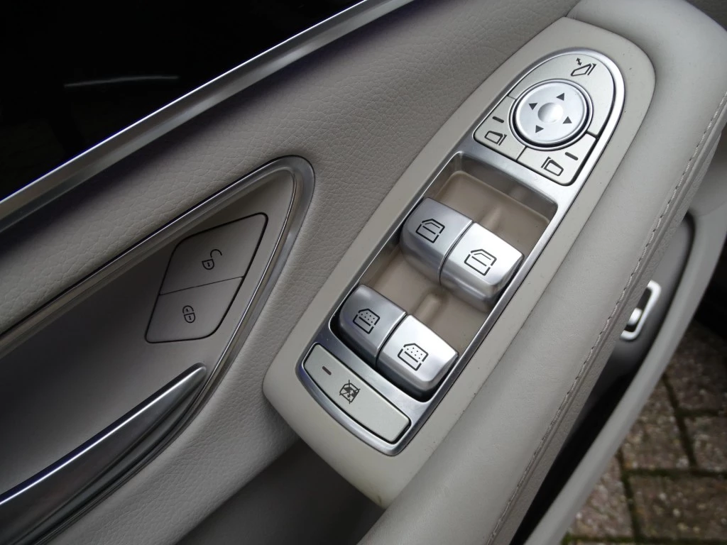 Hoofdafbeelding Mercedes-Benz S-Klasse