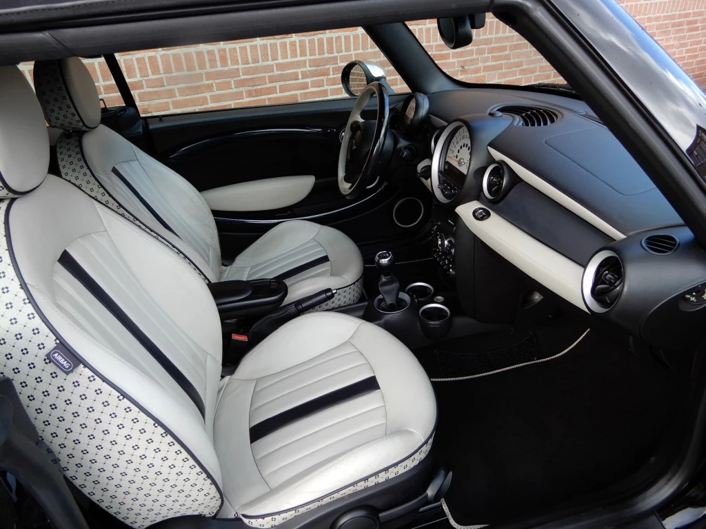 Hoofdafbeelding MINI Cooper S Cabrio