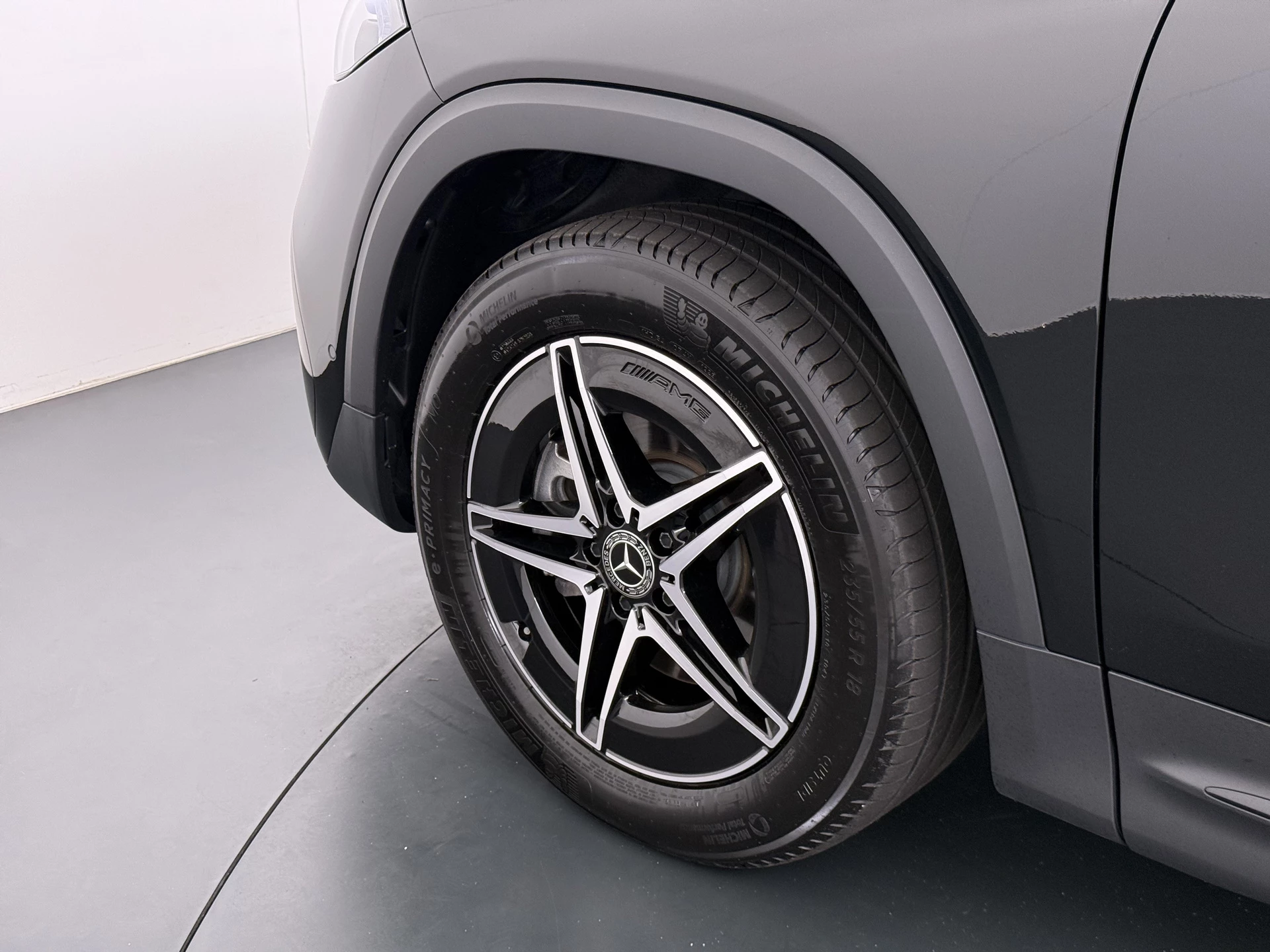 Hoofdafbeelding Mercedes-Benz EQB