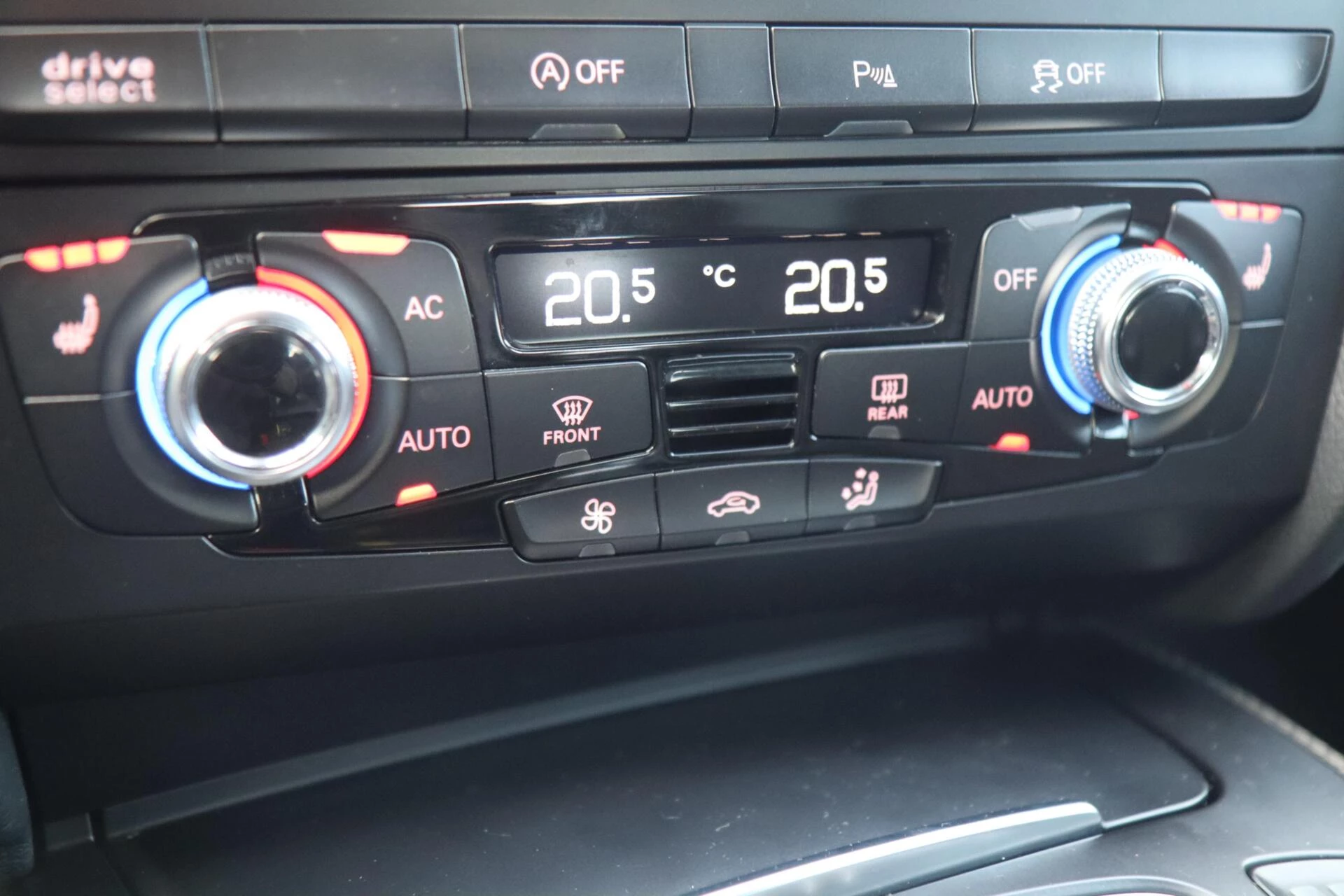 Hoofdafbeelding Audi S5