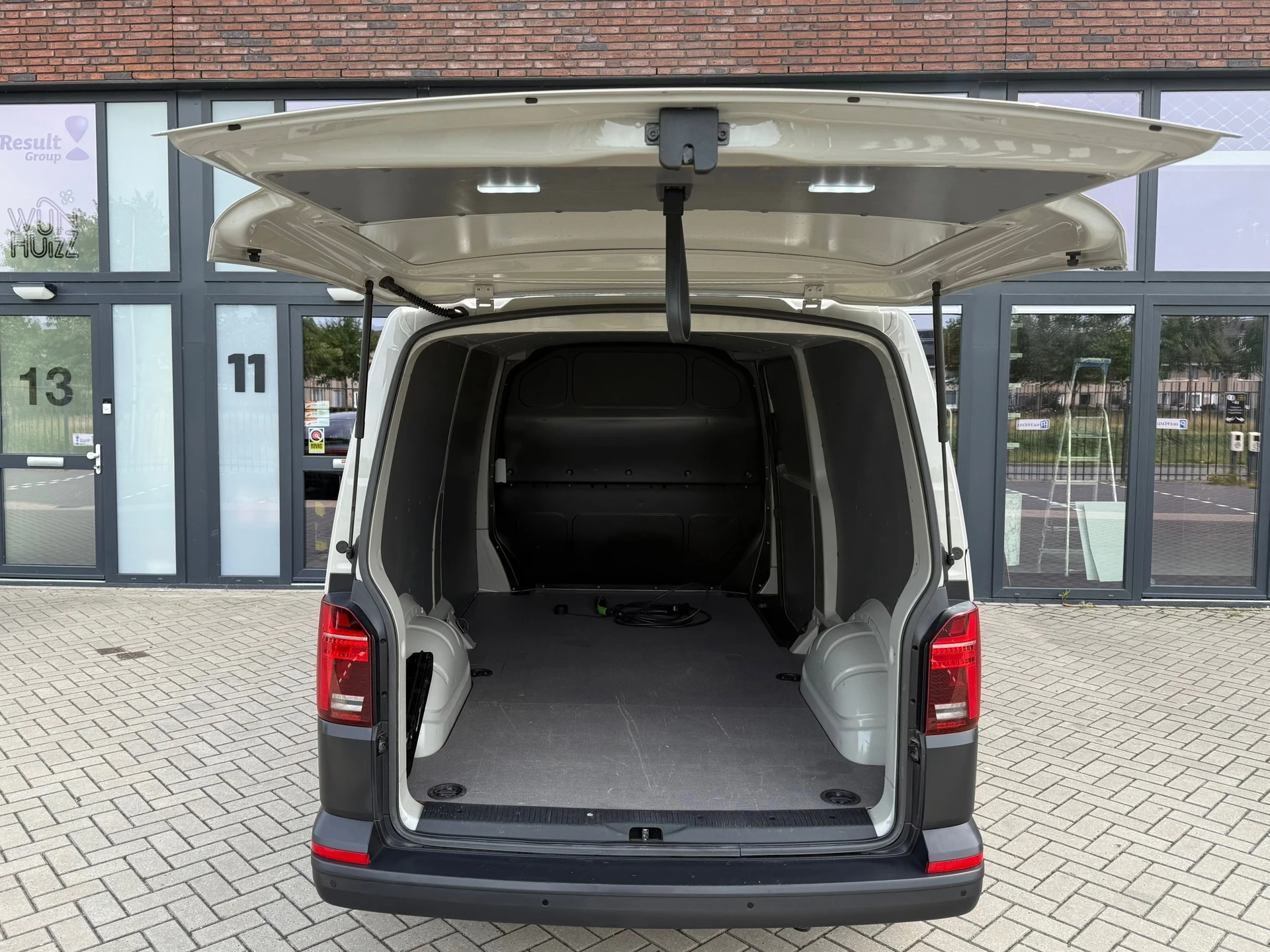 Hoofdafbeelding Volkswagen e-Transporter