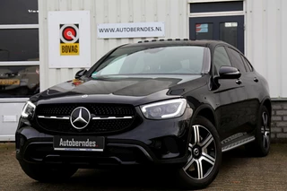 Mercedes-Benz GLC Coupé 300e 4MATIC PHEV Plug in hybride*Perfect Onderh.*BTW*1ste Eig*Luchtvering/Dak/Elek. Trekhaak/ACC/Burmester/Treeplanken/Massage/Digi.Klokken/Memorie/HUD/Night/Sfeer/360/Elek. Klep/VOL*