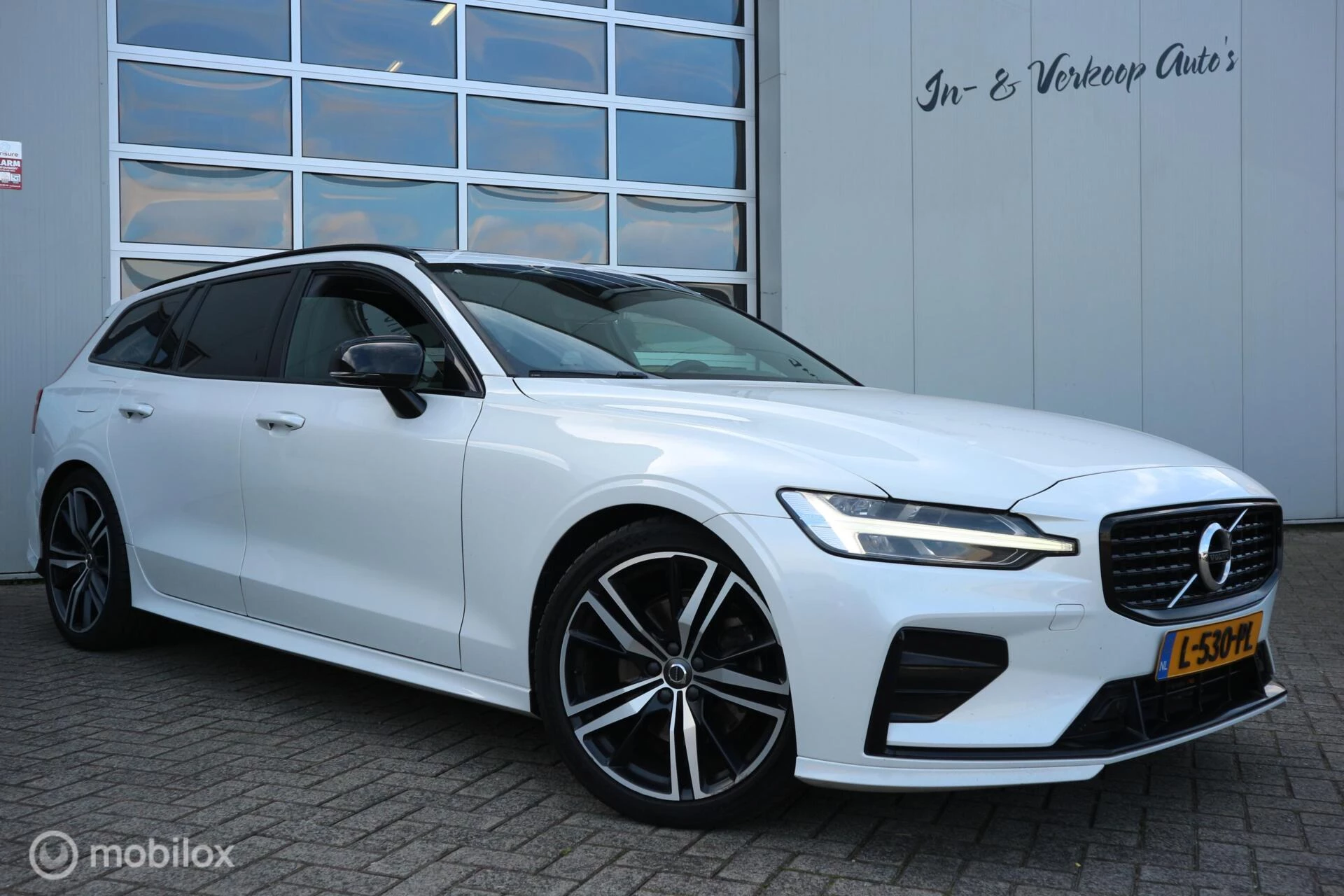 Hoofdafbeelding Volvo V60