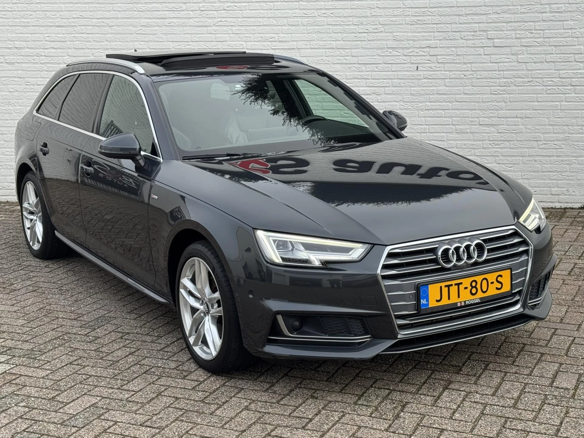 Hoofdafbeelding Audi A4