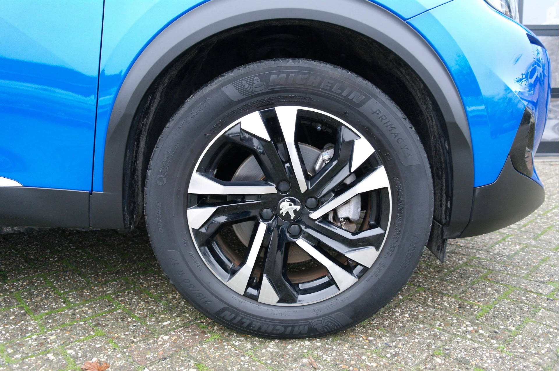 Hoofdafbeelding Peugeot e-2008