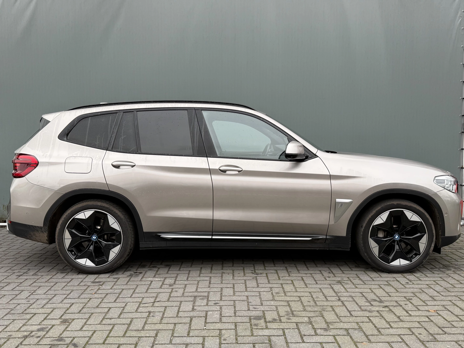 Hoofdafbeelding BMW iX3