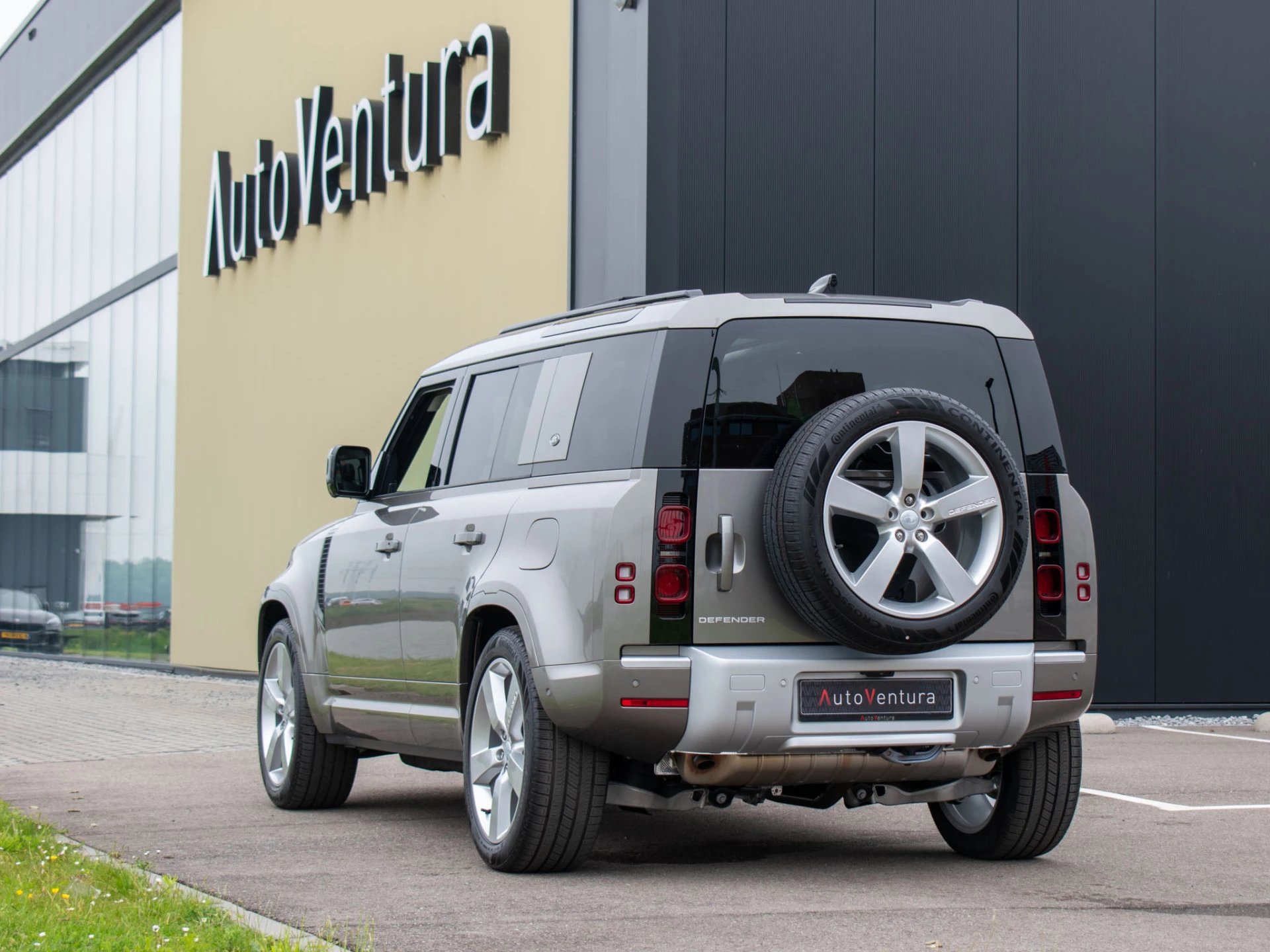 Hoofdafbeelding Land Rover Defender