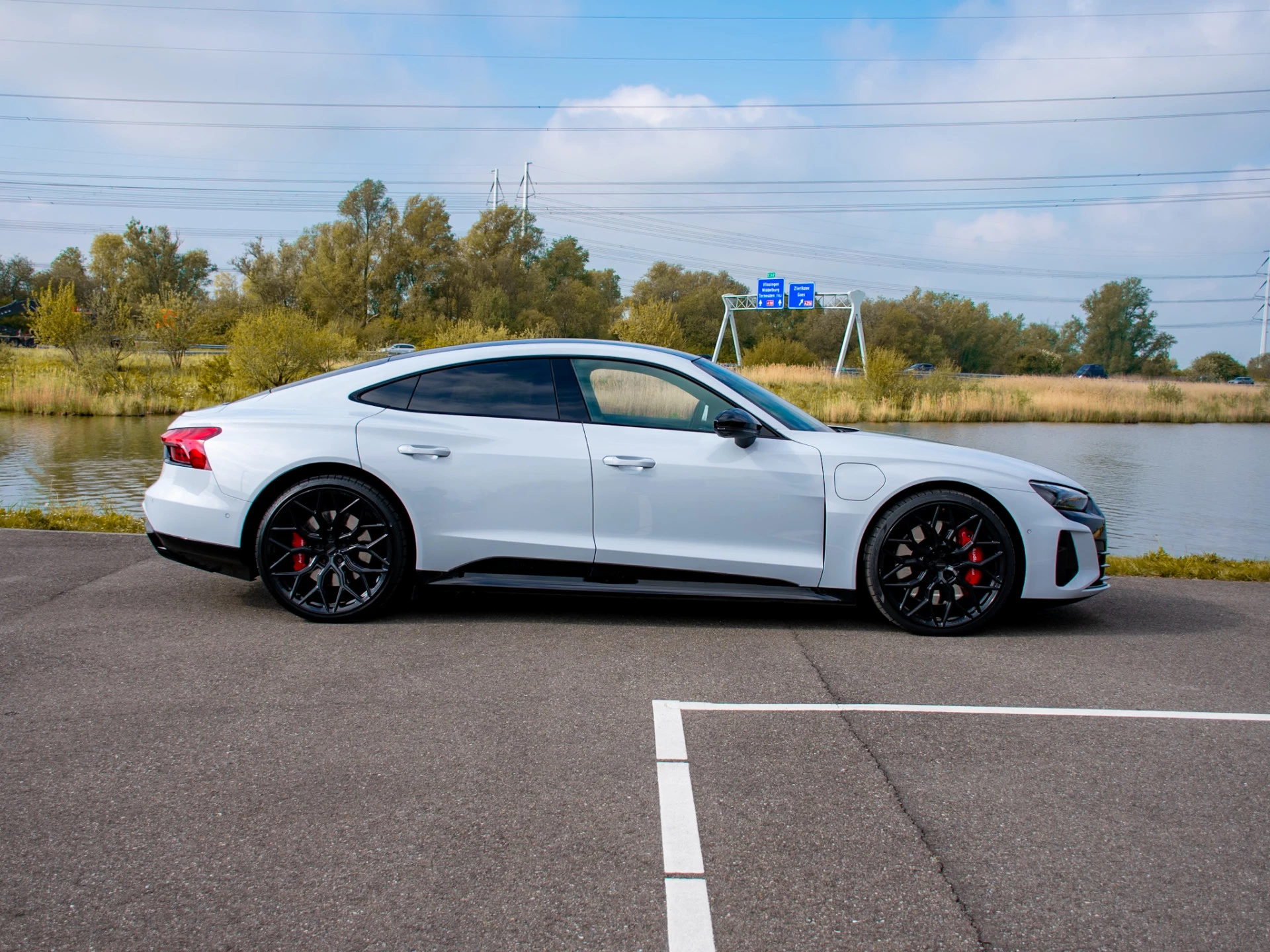 Hoofdafbeelding Audi e-tron GT