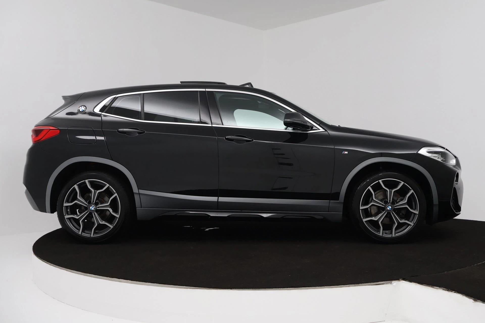 Hoofdafbeelding BMW X2