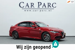Alfa Romeo Giulia 2.9 V6 Quadrifoglio 570+PK Squadra CARBON/HALF LEDER+ALCANTARA+MEMORY/19" LMV/CAM/LINE/ACC/ECC/12 MND GARANTIE!