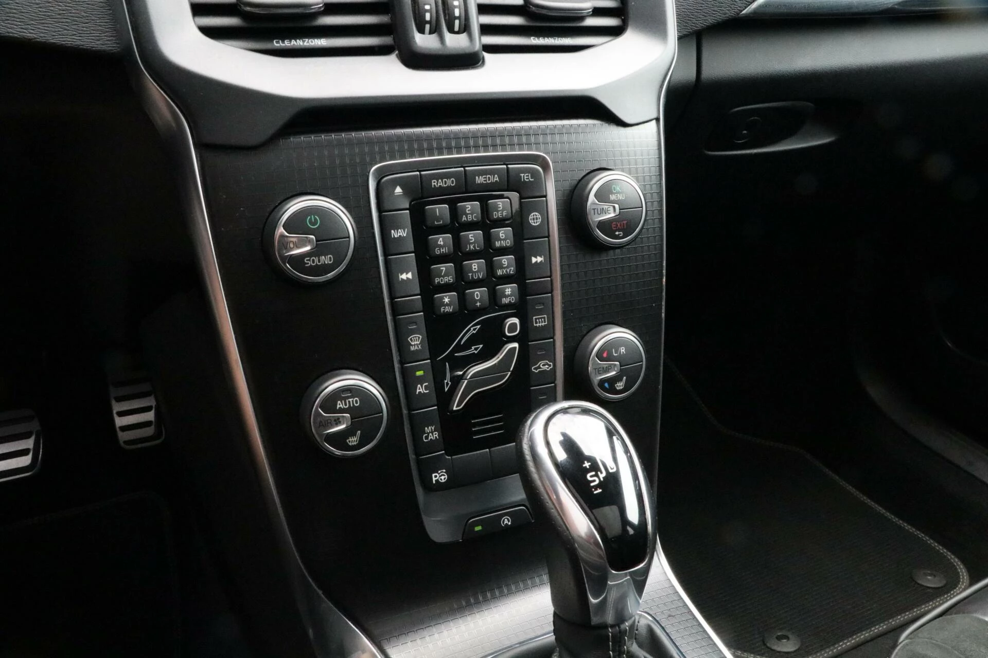 Hoofdafbeelding Volvo V40