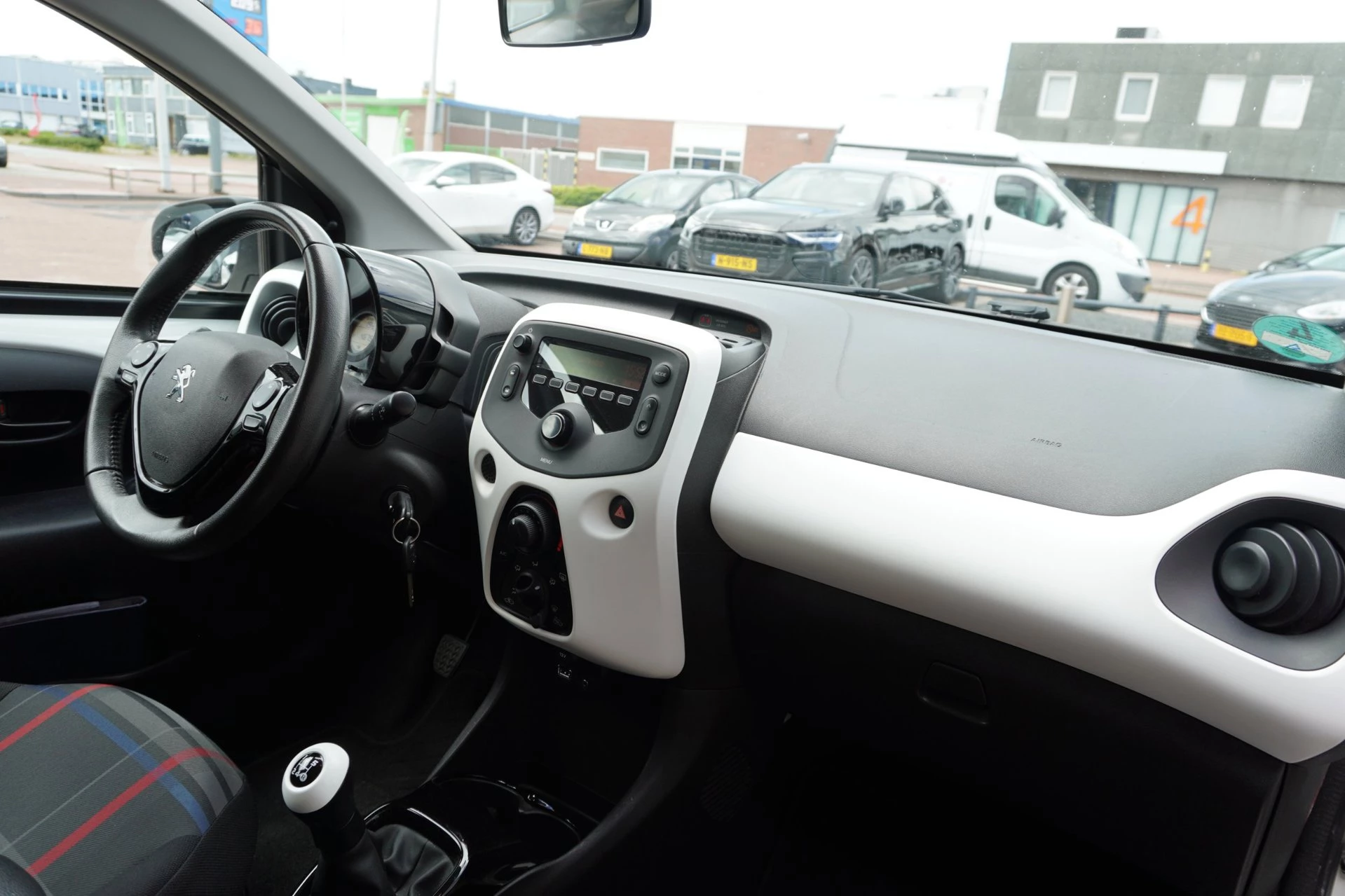 Hoofdafbeelding Peugeot 108